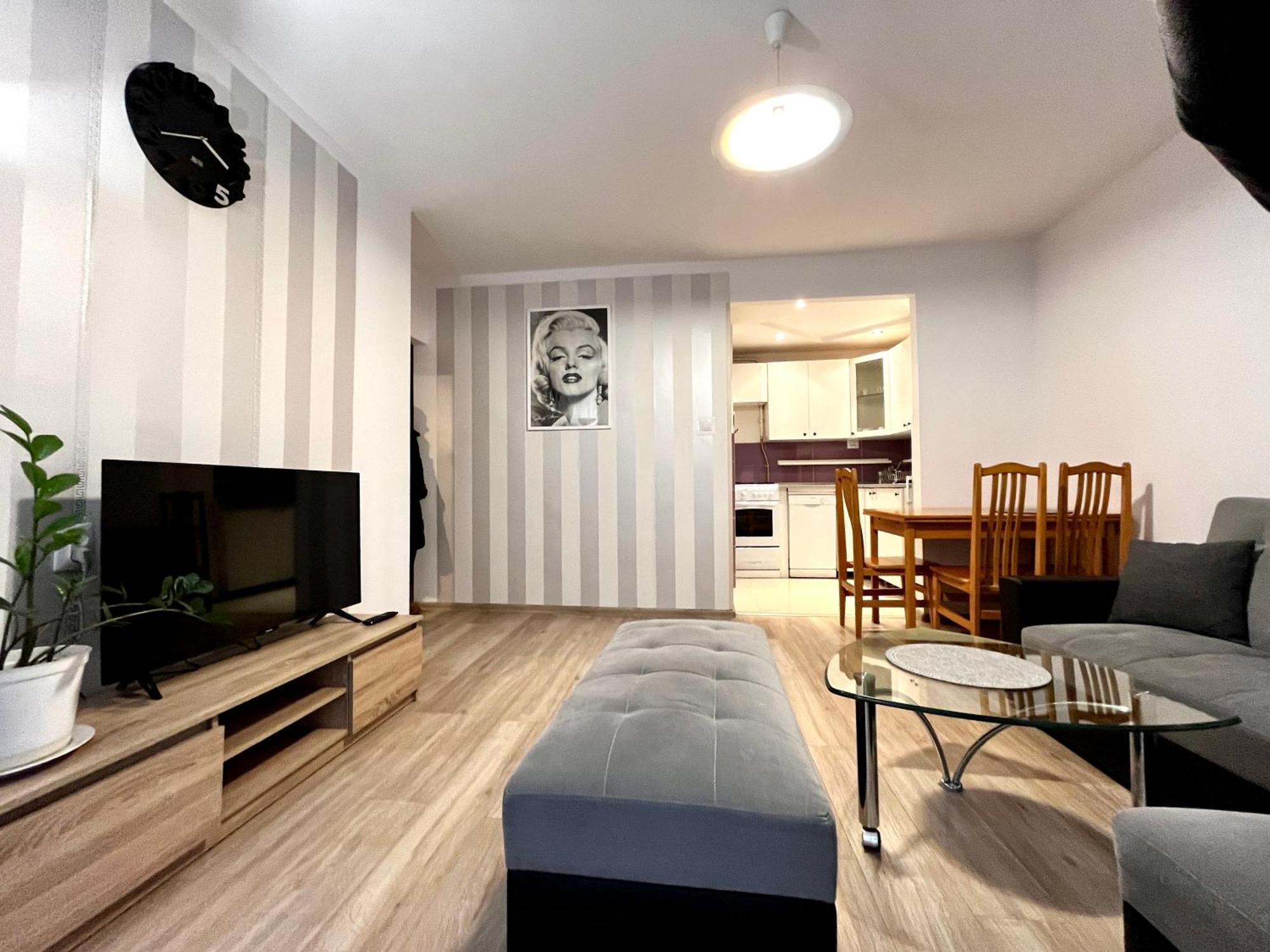 Apartament Two *